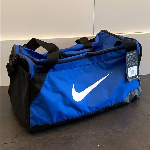 nike new duffel